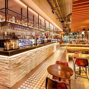 Ibis Canning Town Londra